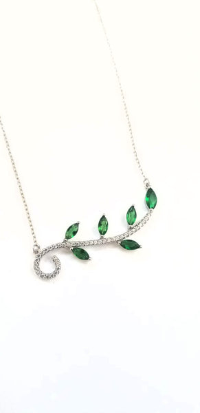 Olive Leaf Necklace / OLP130