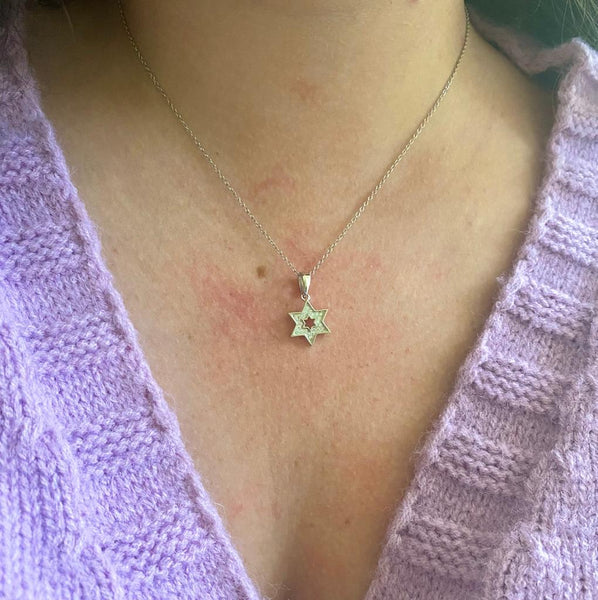 Dainty Star of David Pendant / #SDD1